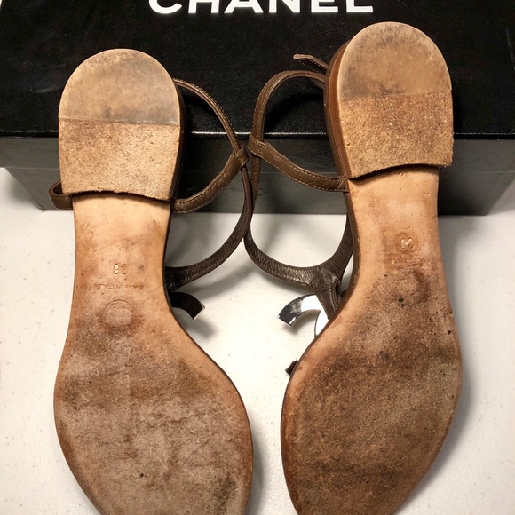 Chanel | brown leather sandals with silver “CC” - Picture 8 of 8